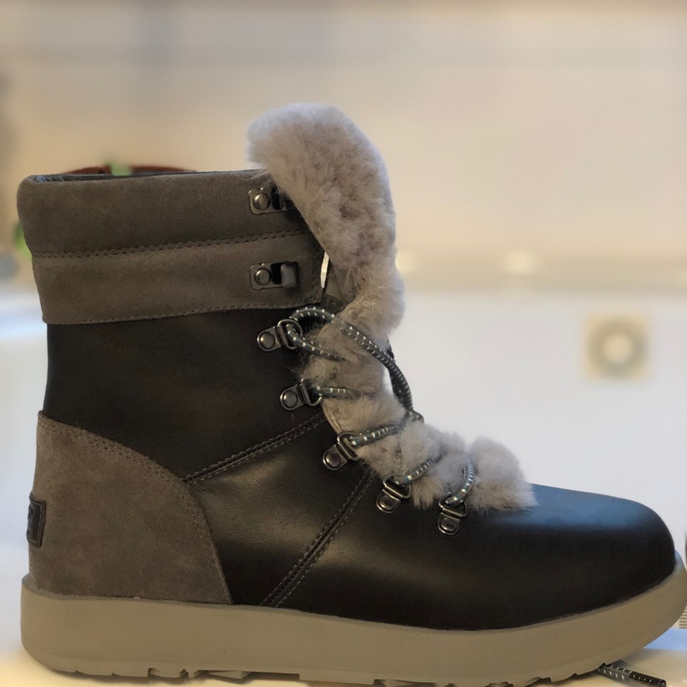 UGG boots! Women's These are new without tags!